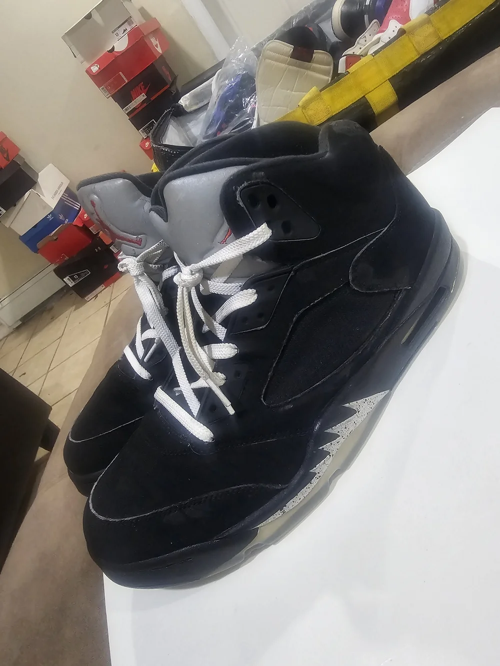Nike Air Jordan Men's Black Retro Basketball Shoes
